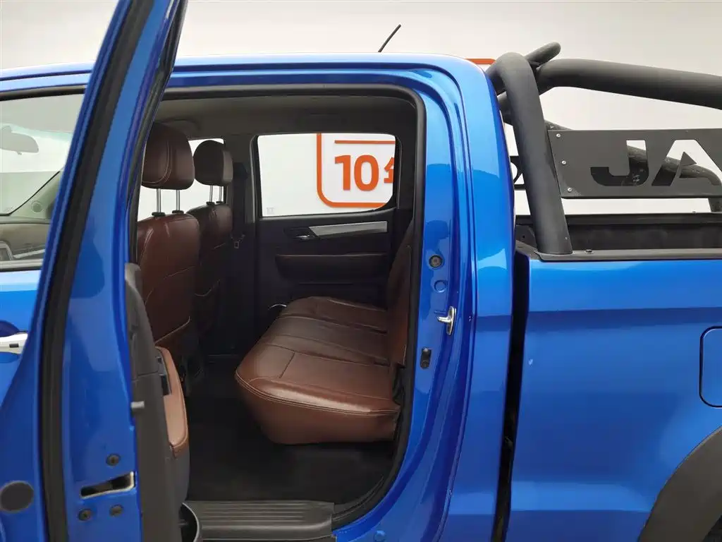 JIANGQI GROUP JAC T8