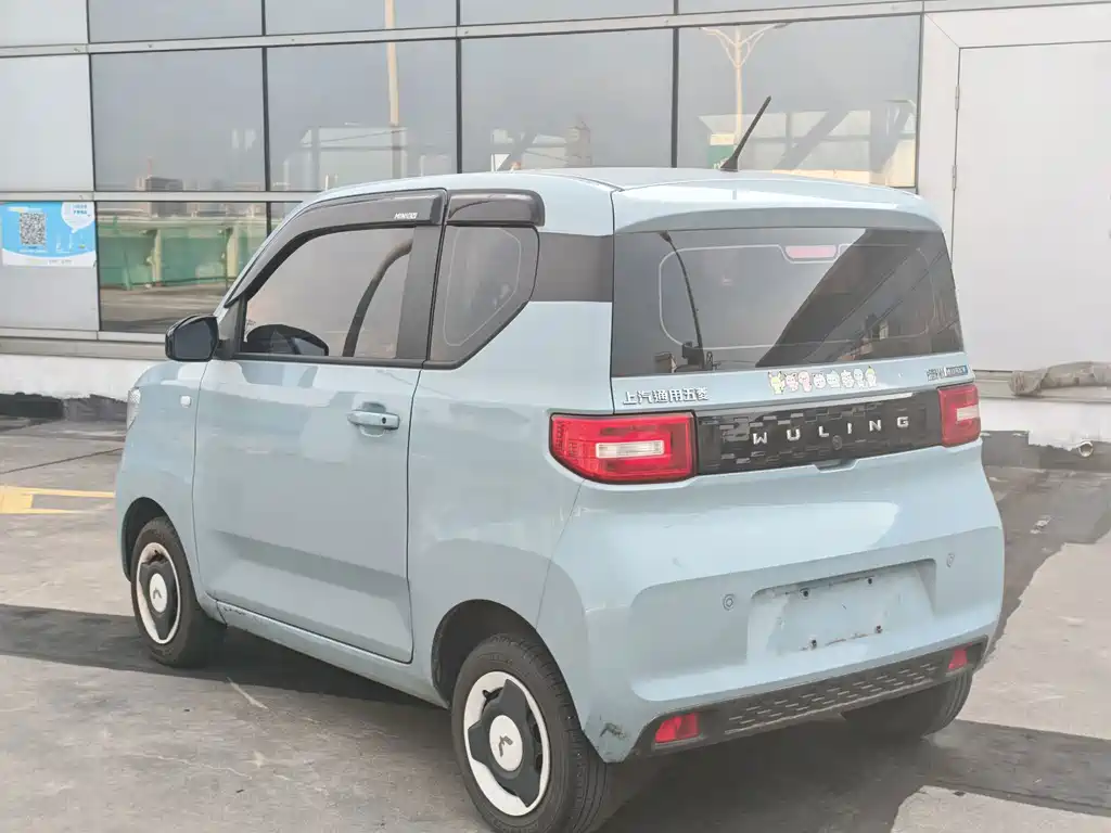 Wuling MINIEV — миниатюра 6