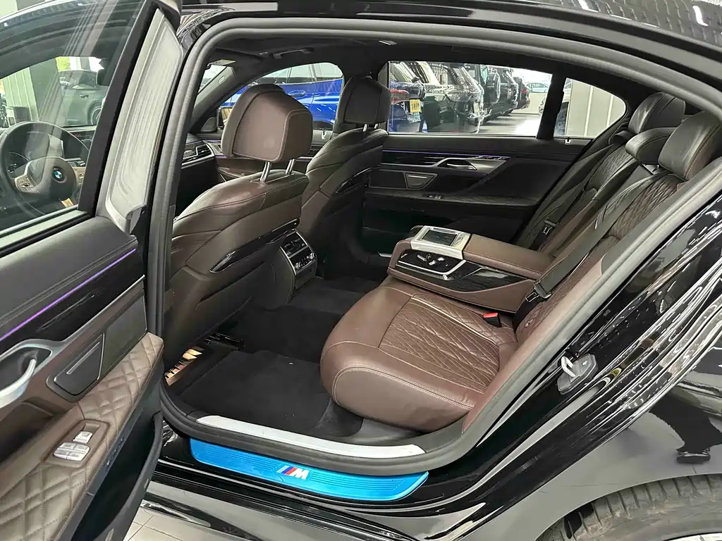 BMW 7 Series 7 2019 740Li Lead M Sport
