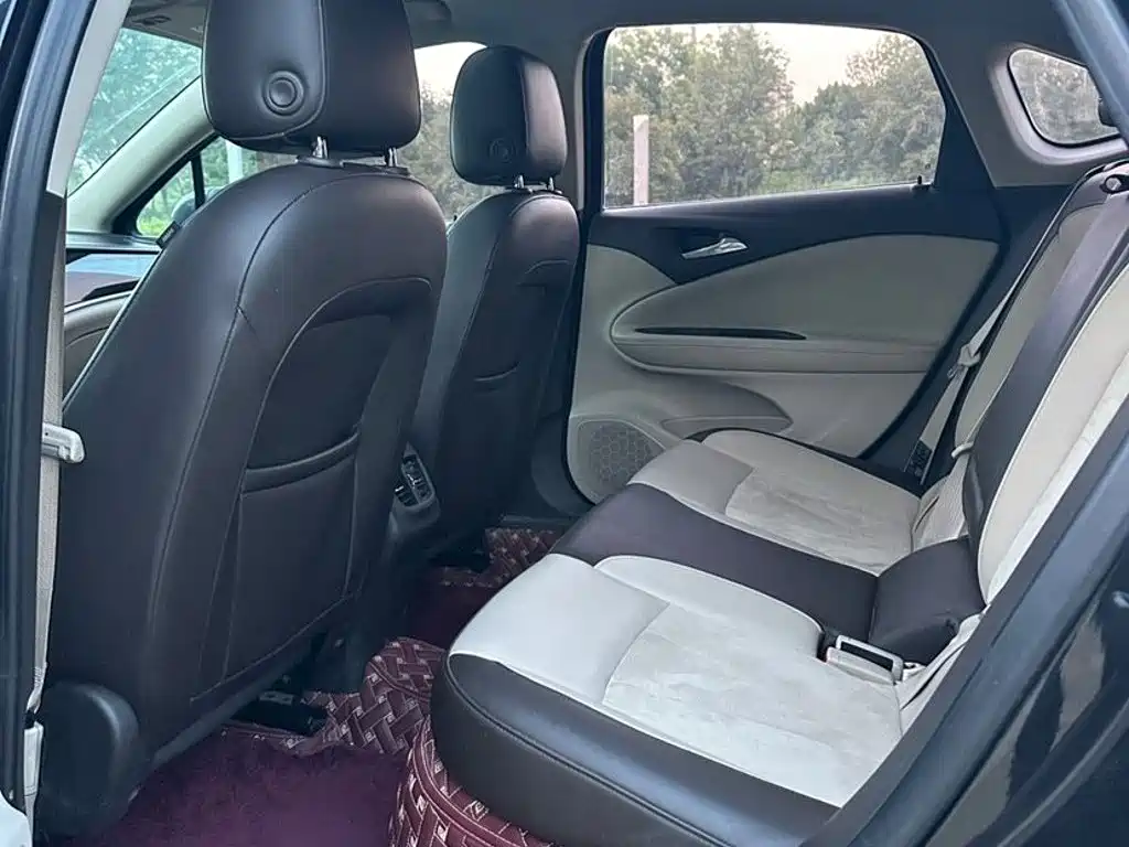 Buick Verano — миниатюра 7