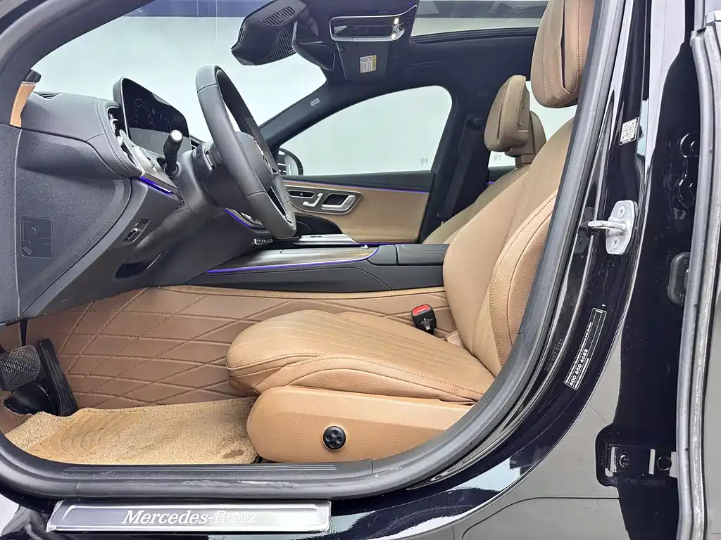 Mercedes-Benz E-Class E 2024 E 300 L Fashion