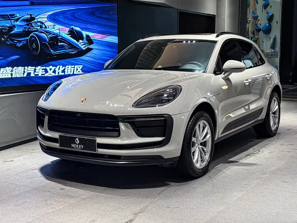 Porsche Macan 2022