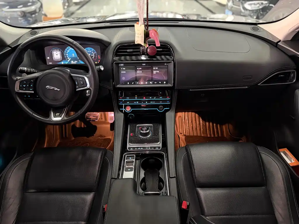 Jaguar F-Pace 2018 3.0 SC R-Sport Sport