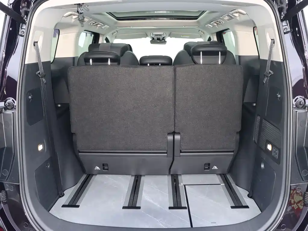 Hongqi Hongqi HQ9 PHEV — миниатюра 24