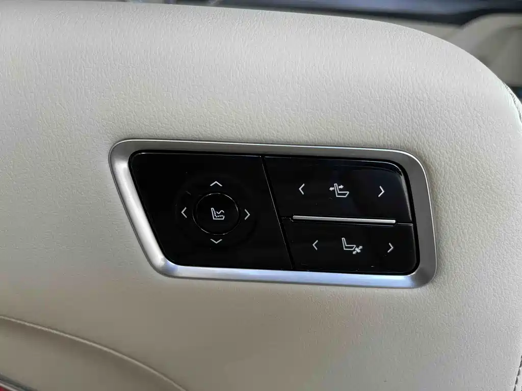 Buick GL8 2022 ES 653T Flagship