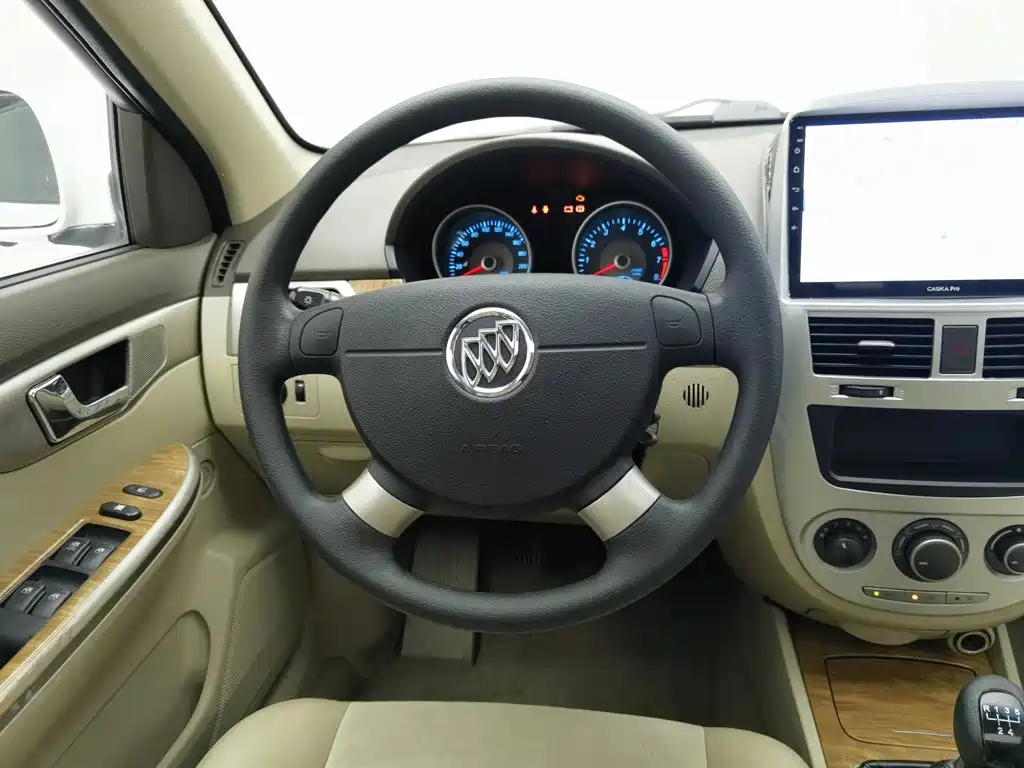 Buick Excelle — миниатюра 11