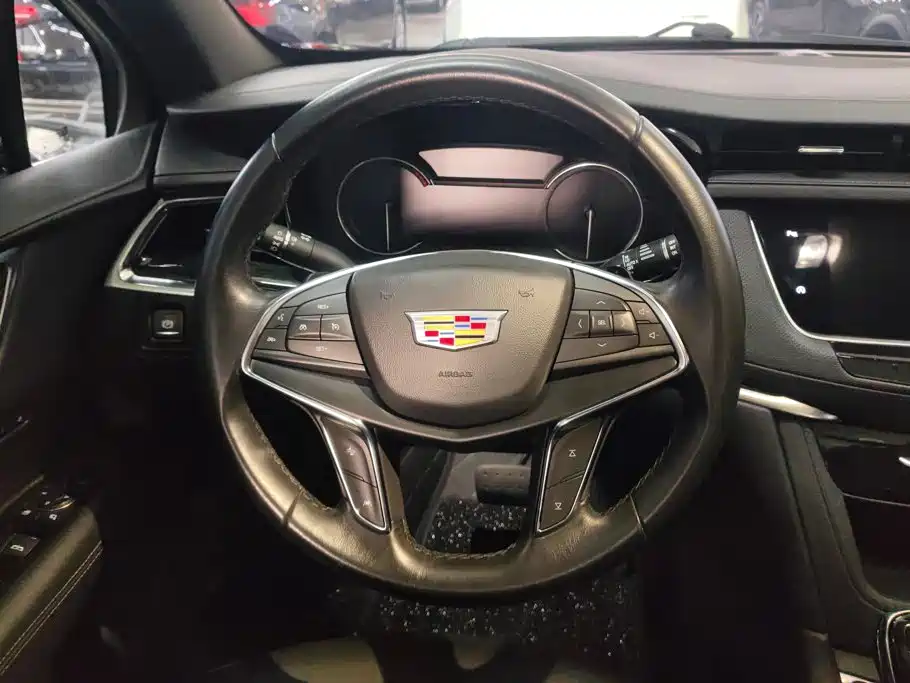 Cadillac XT5 — миниатюра 15
