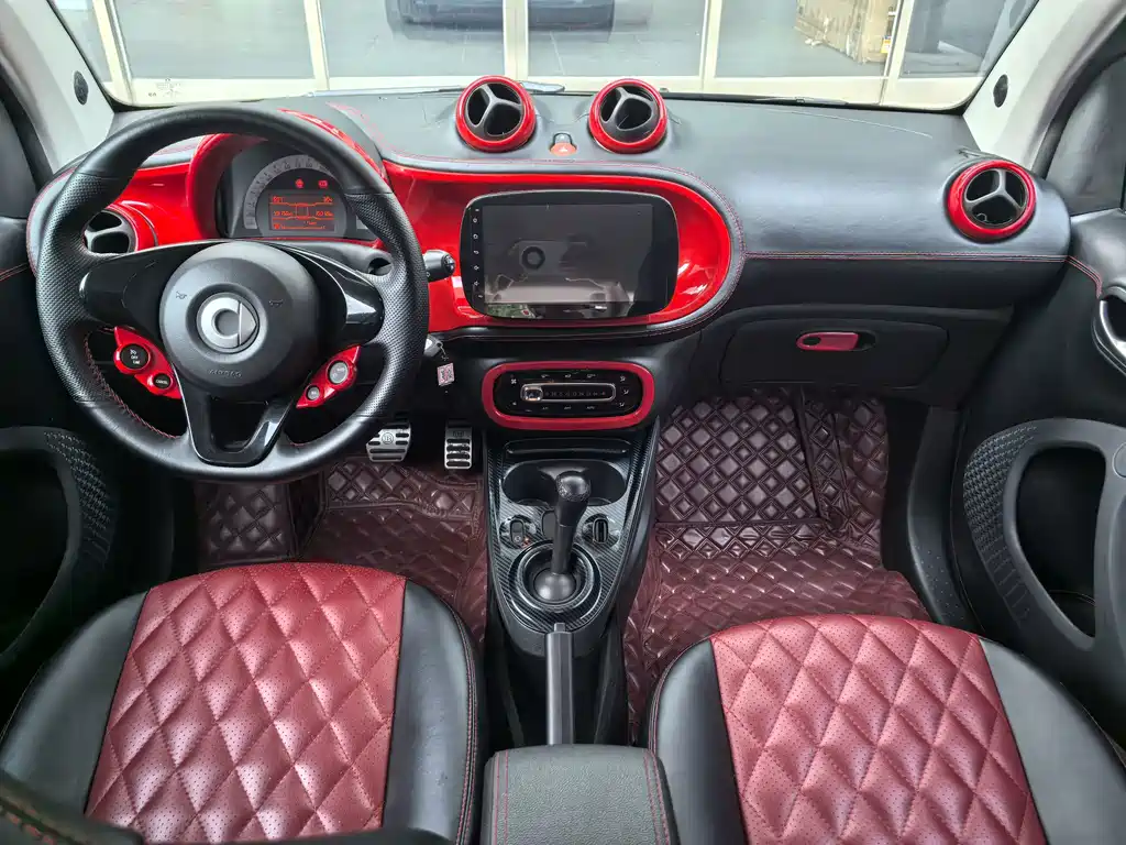 smart Smart Fortwo — миниатюра 9