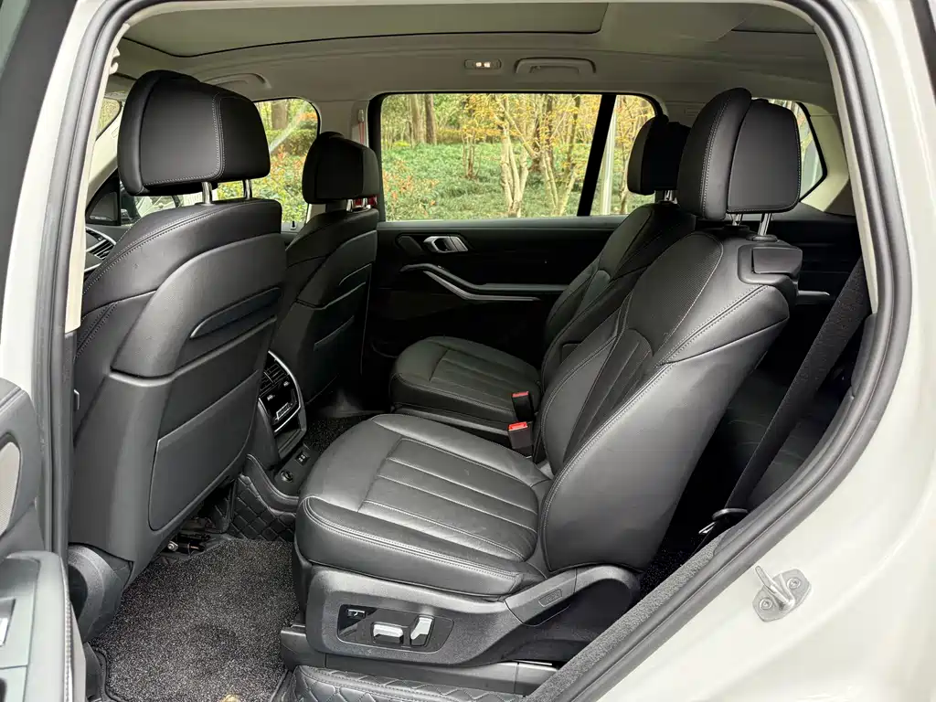BMW X7 2022 xDrive40i Lead Luxury