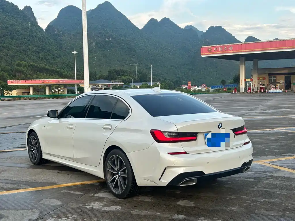 BMW 3 Series — миниатюра 3