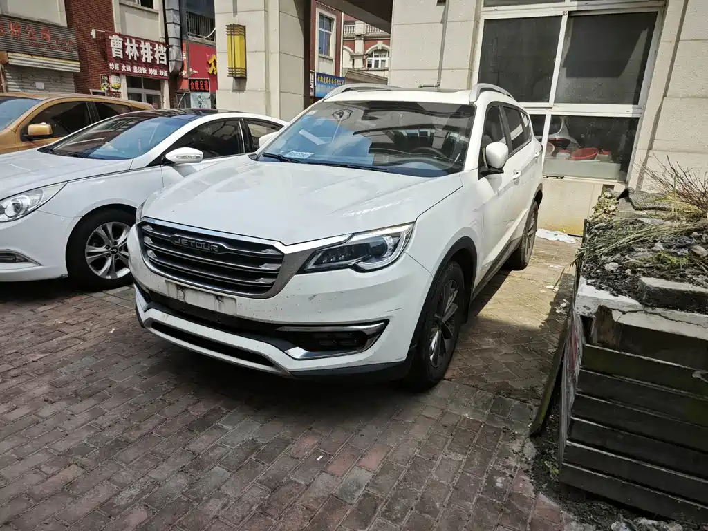 Купить Jetour X70