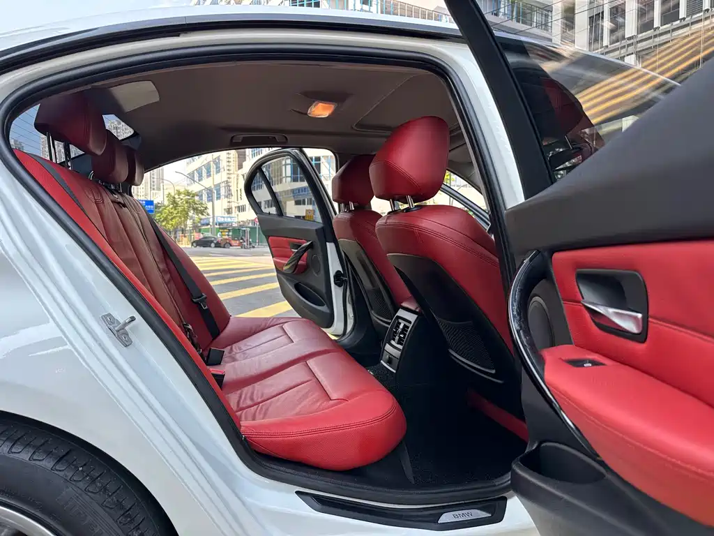 BMW 3 Series (Import) — миниатюра 13