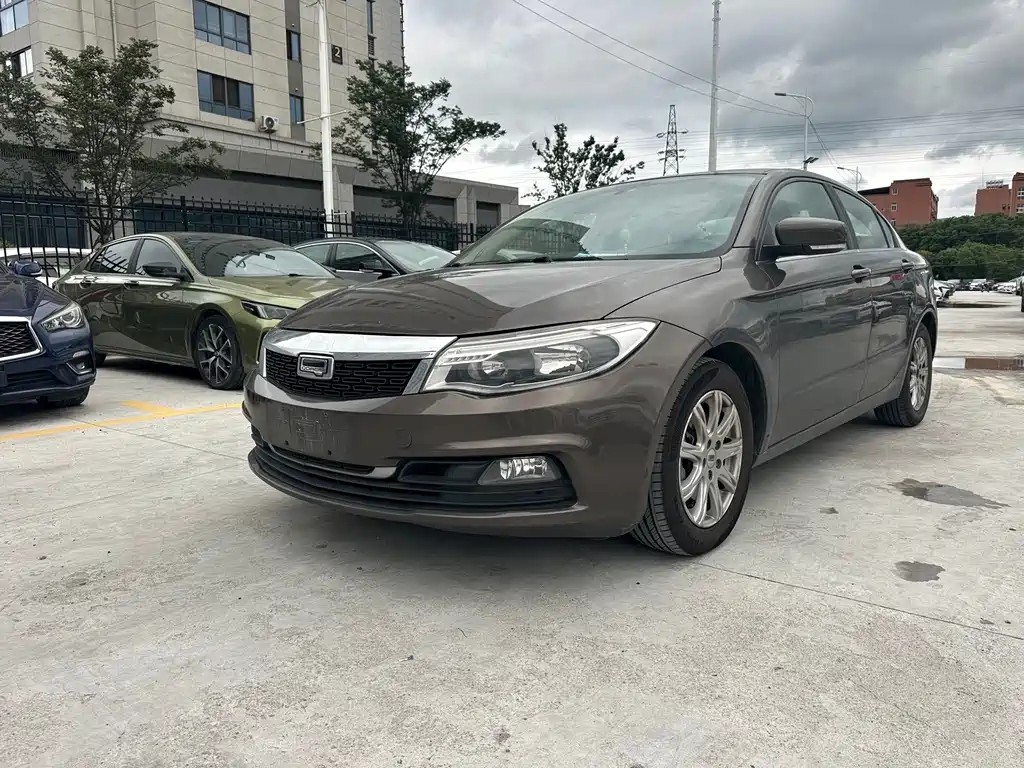 Qoros Qoros 3