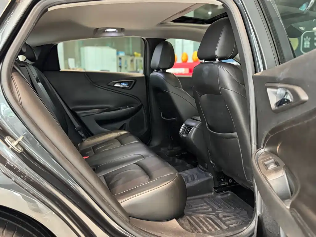 Chevrolet Malibu XL — миниатюра 18