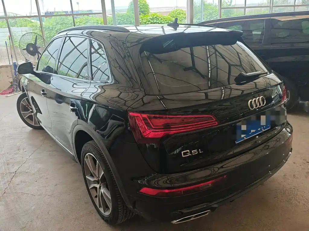 Audi Q5L — миниатюра 5