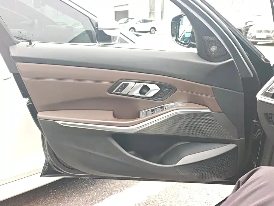 BMW i3 — миниатюра 7