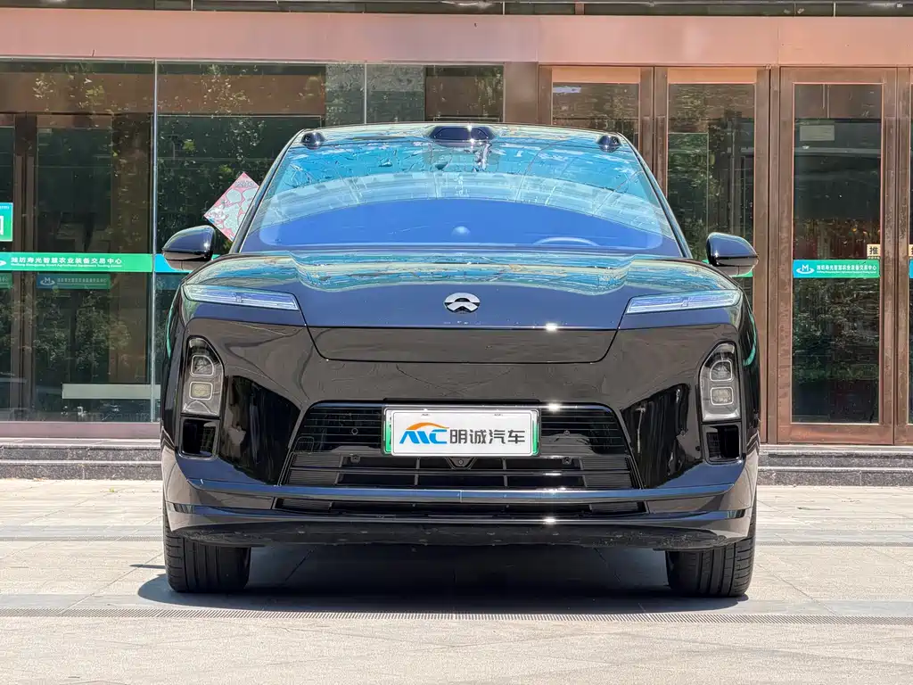 NIO ES8 2026 мест Executive Luxury