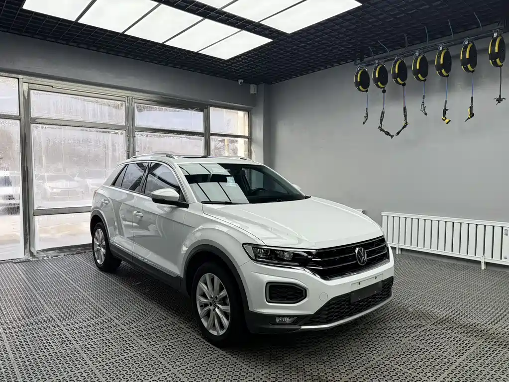 VOLKSWAGEN T ROC EXPLORING SONGS