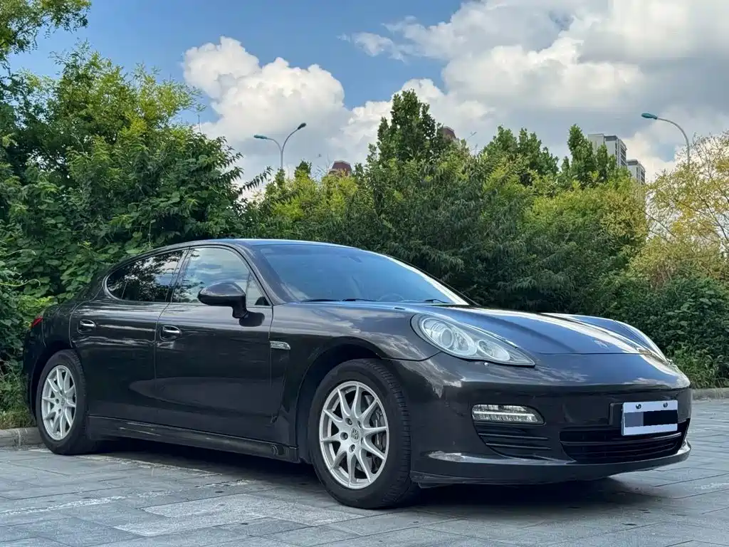 Porsche Panamera — миниатюра 3