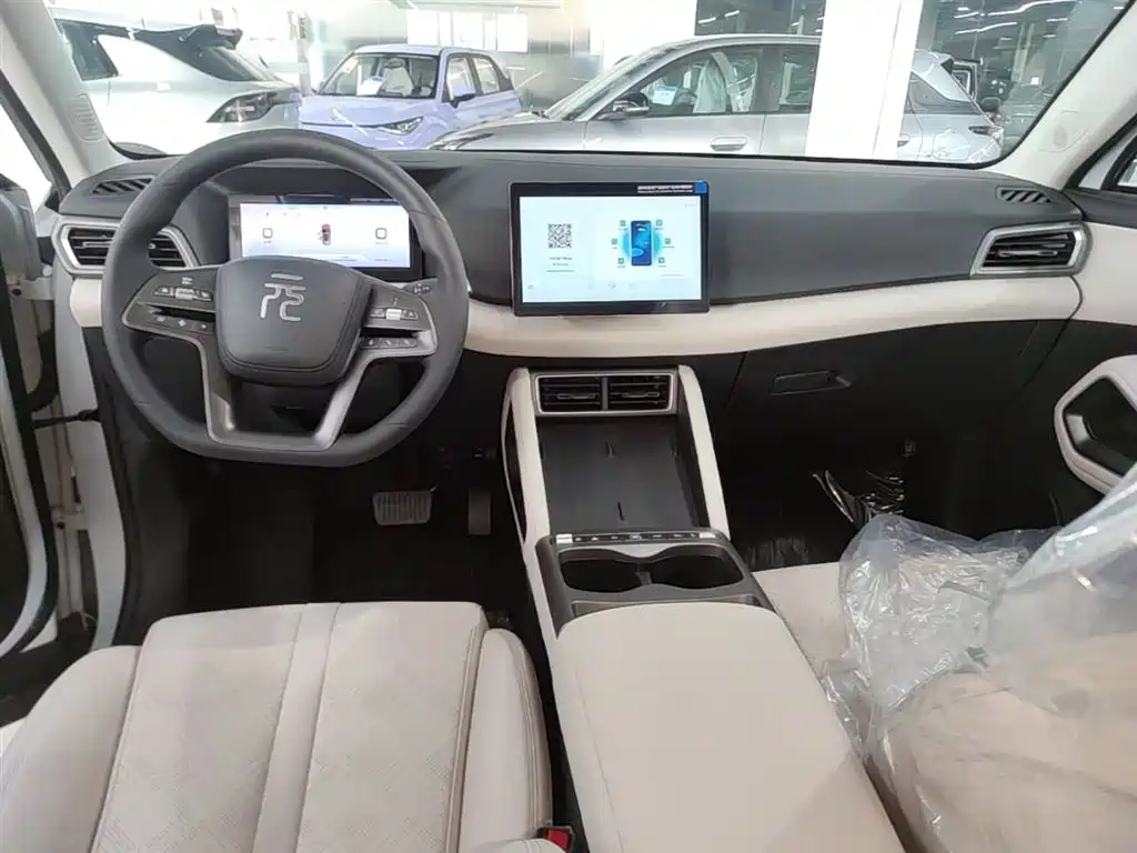 BYD Yuan Up UP 2025 301KM