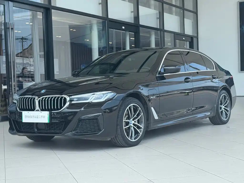 2022 BMW 5er - zdjęcie 1 z 14