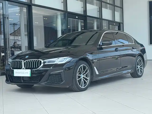 2022 BMW 5er