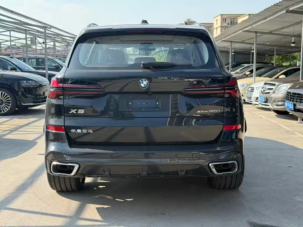 BMW X5 2026 xDrive 30Li Premium M Sport