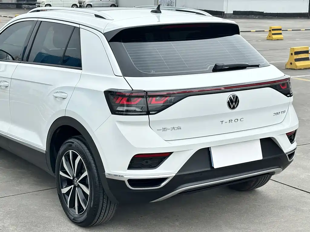 Volkswagen T-Roc — миниатюра 9