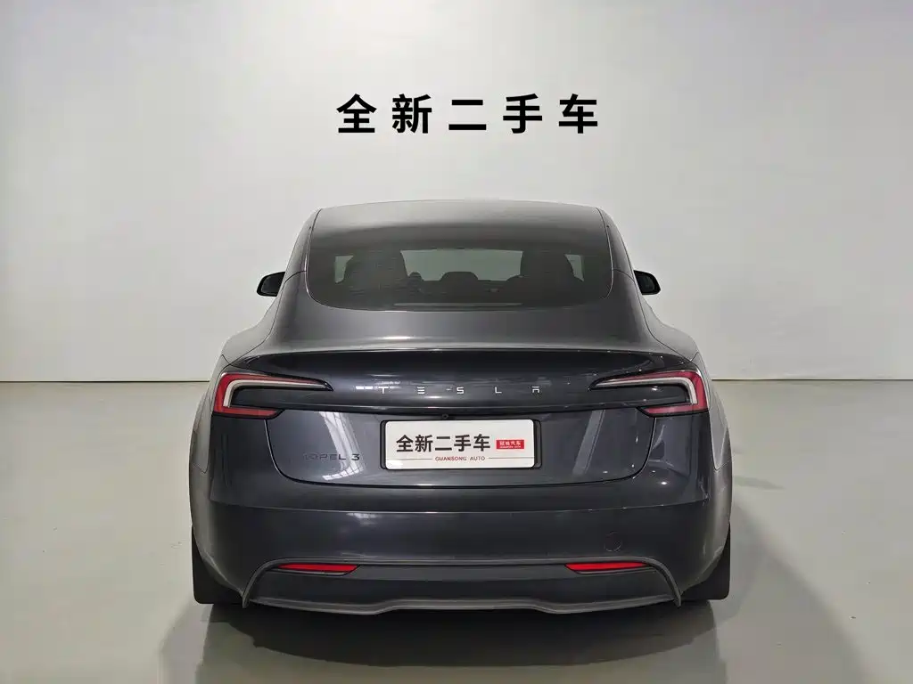 Tesla Model 3 — фотографии объявления, Фото 3