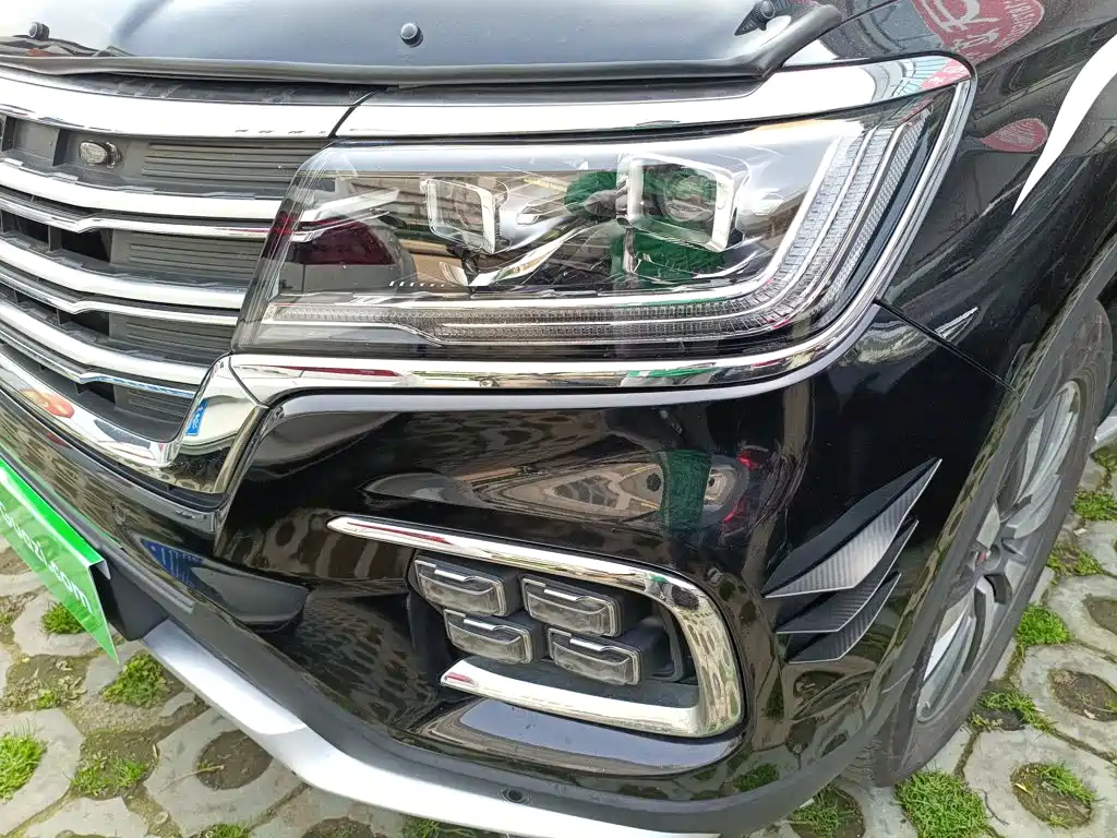 Roewe RX8 — миниатюра 24