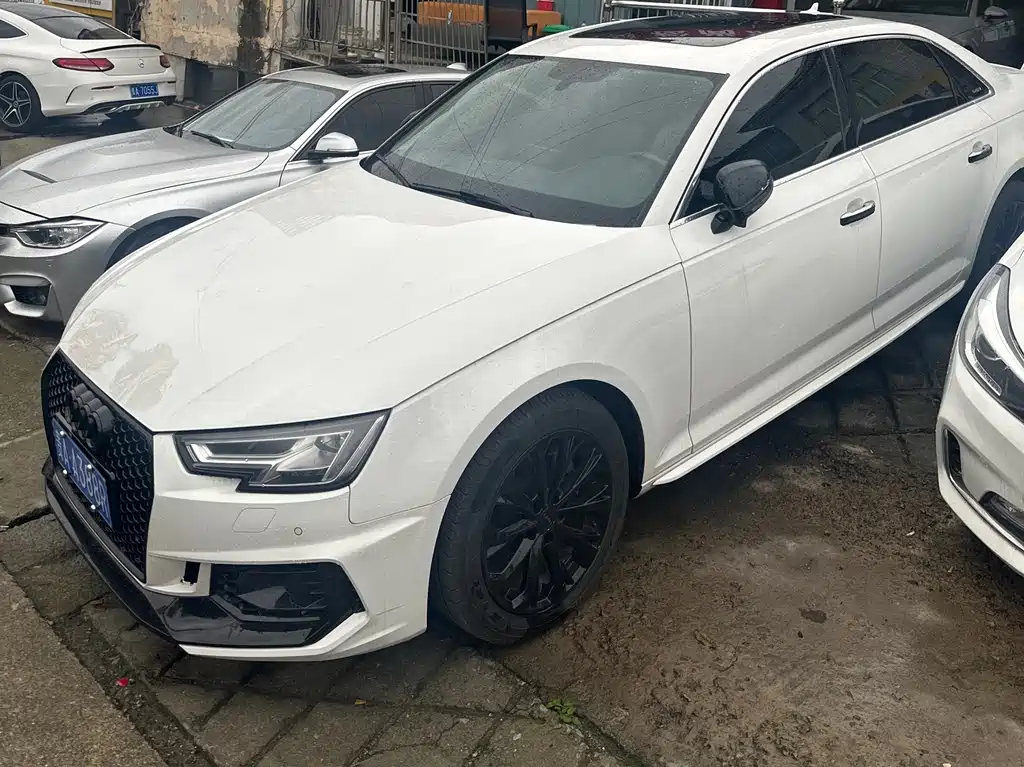 Audi A4L 2019
