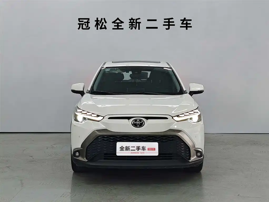 Toyota Frontlander 2022 2.0L CVT Luxury PLUS