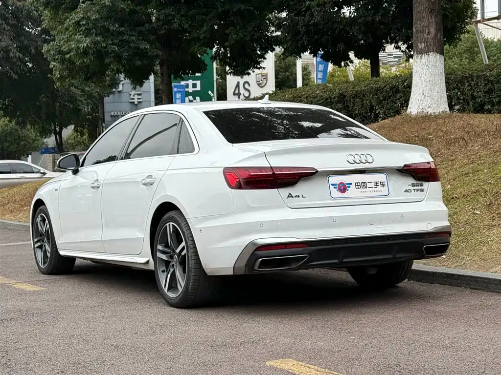 AUDI A4L