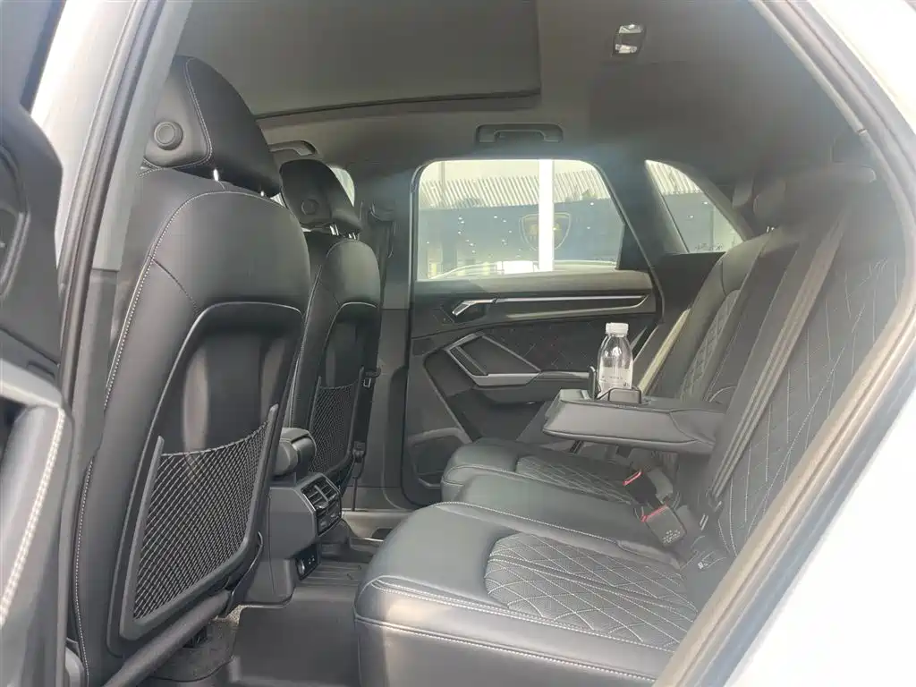 Audi Q3 2024 35 TFSI Fashion
