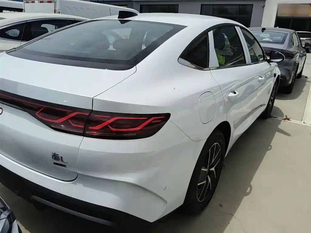 BYD Qin L L 2026 DM-i 128KM Lead