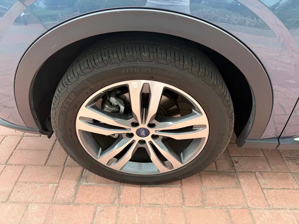 Ford Equator Sport — миниатюра 10