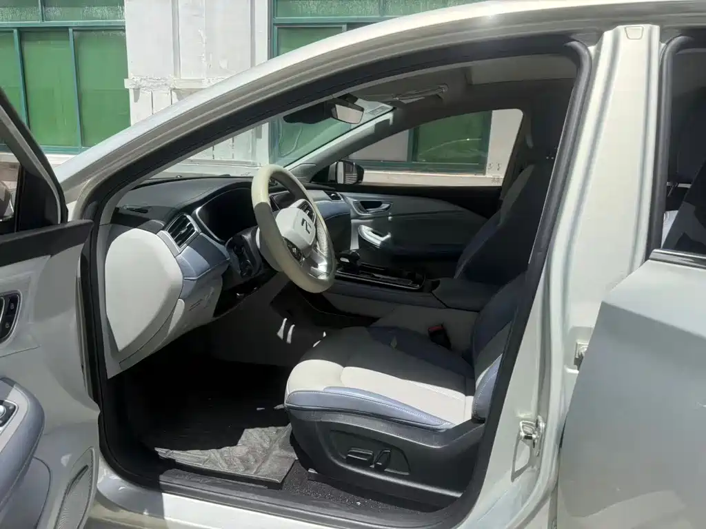 Roewe Feifan ER6 — миниатюра 5