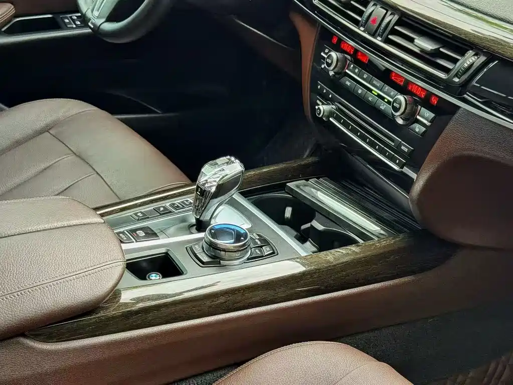 BMW X5 (Import) — миниатюра 4