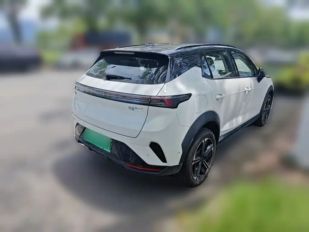 Lynk & Co 06 EM-P — миниатюра 4