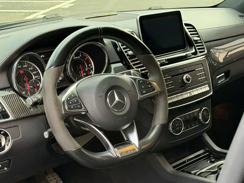 Mercedes-Benz GLE Coupe AMG — миниатюра 8