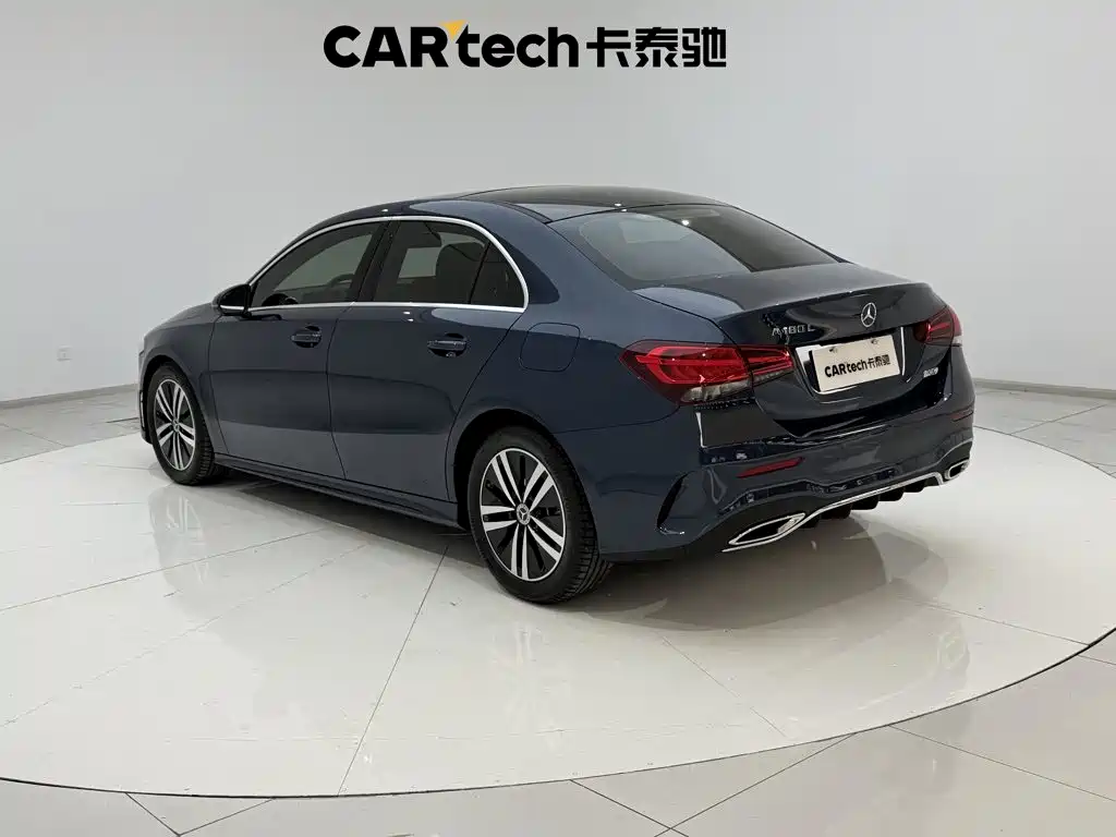 Mercedes-Benz A-Class — миниатюра 7