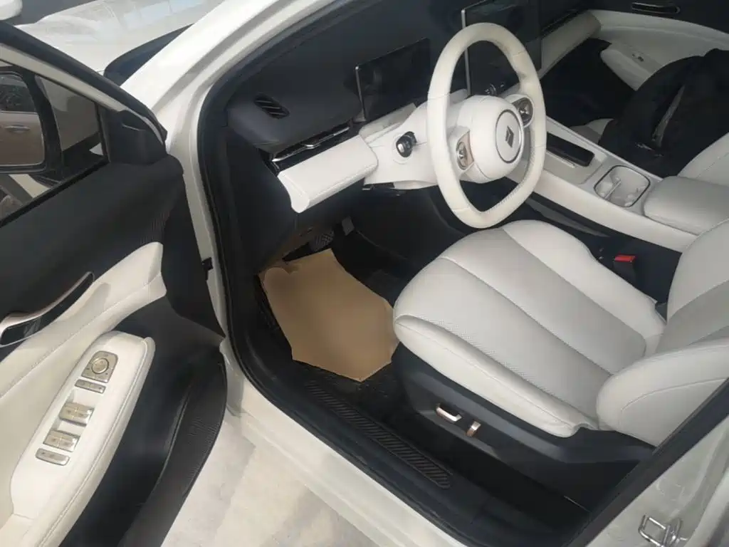Baojun Yunhai — миниатюра 16