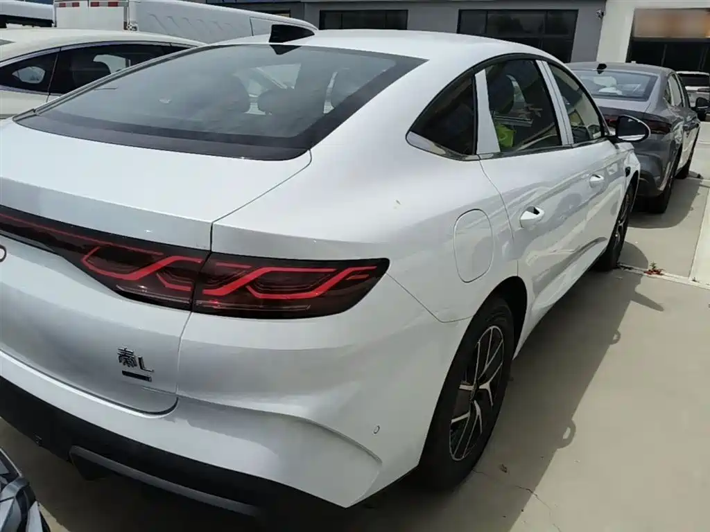 BYD Qin L L 2026 DM-i 128KM Lead