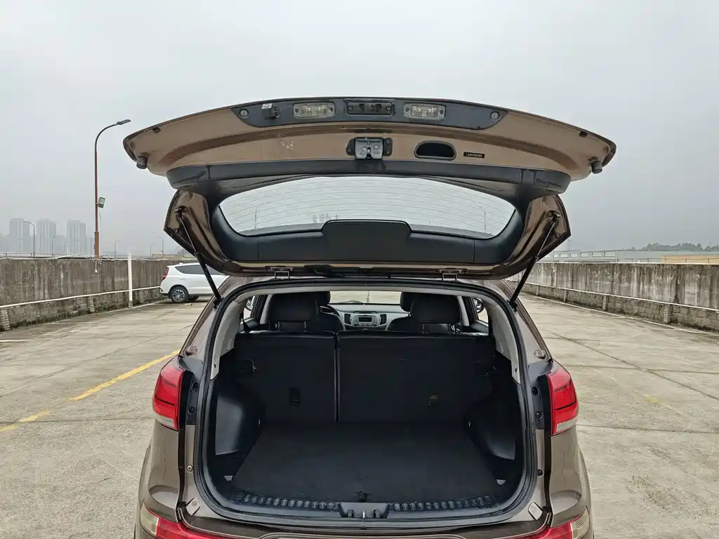 Kia Sportage — миниатюра 20