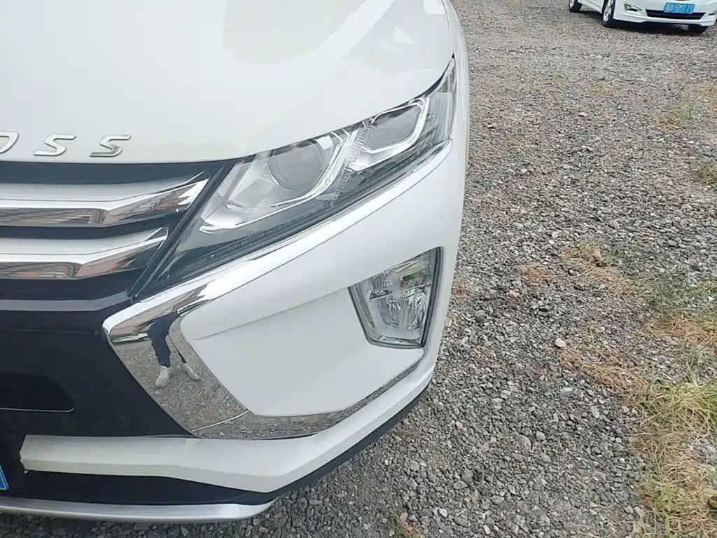 Mitsubishi Eclipse Cross — миниатюра 24
