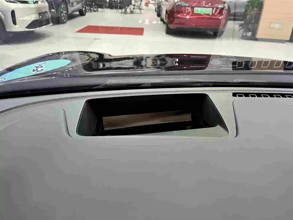 BYD Han — миниатюра 24