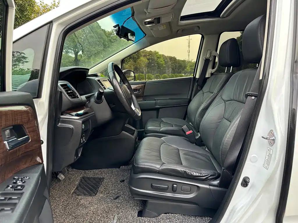 Honda Odyssey — миниатюра 4