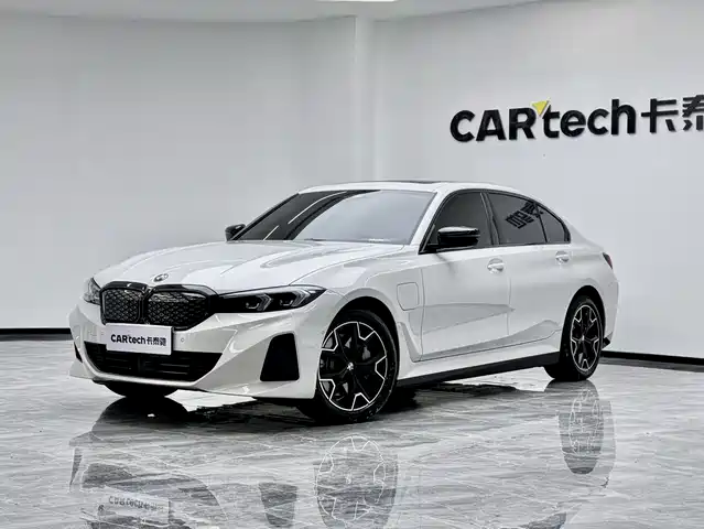 BMW  I3 2025