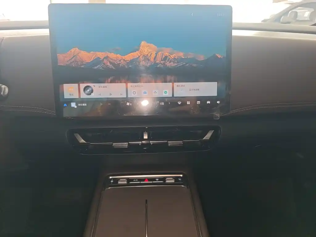 Wuling Xingguang 730 New Energy — миниатюра 13