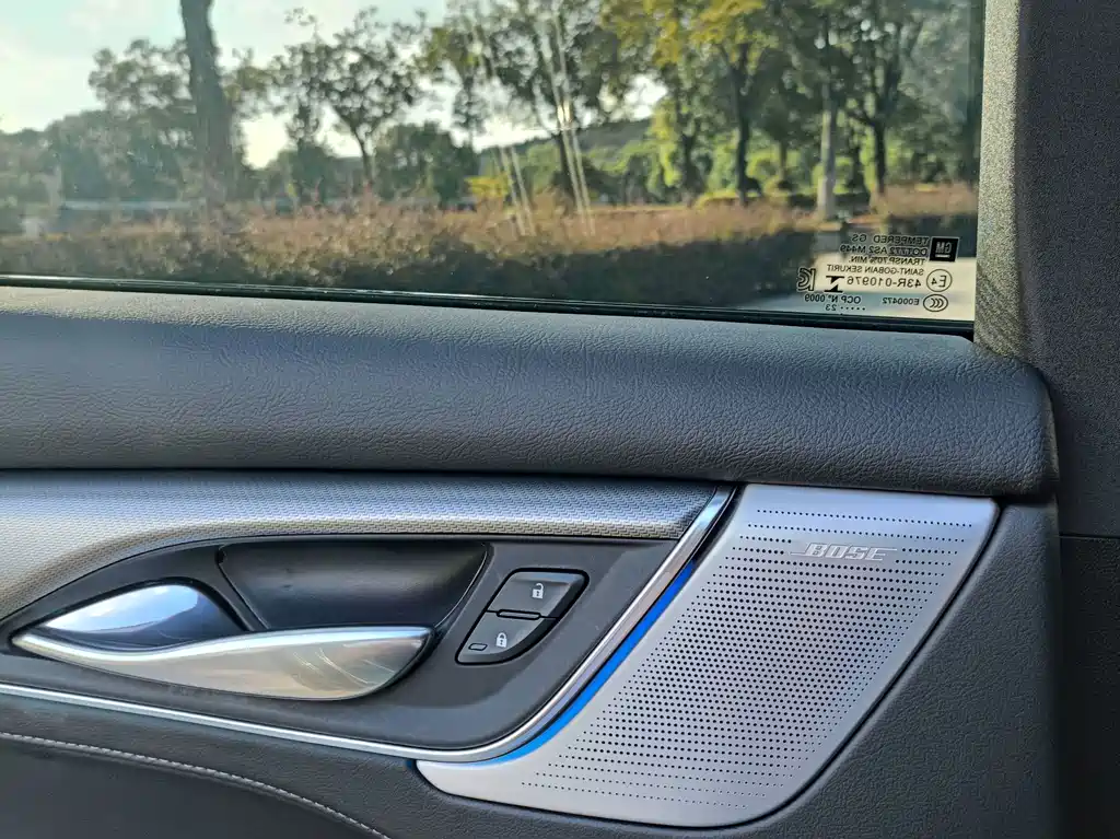 Cadillac CT5 — миниатюра 9